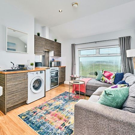 5 West Beach - Portrush By The Sea Exterior photo